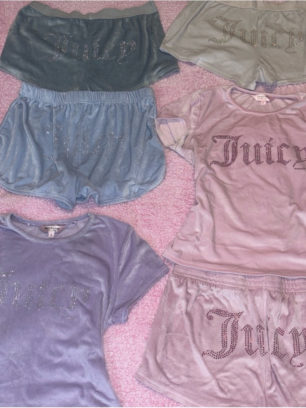 Juicy Couture womans sleep wear Velvet Tee & Short Set - Pink